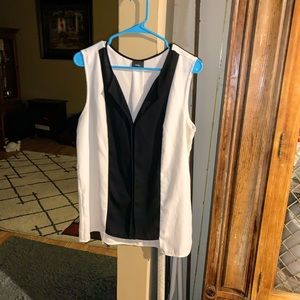 Mossimo Sleeveless Blouse- Size XL- N.W.T